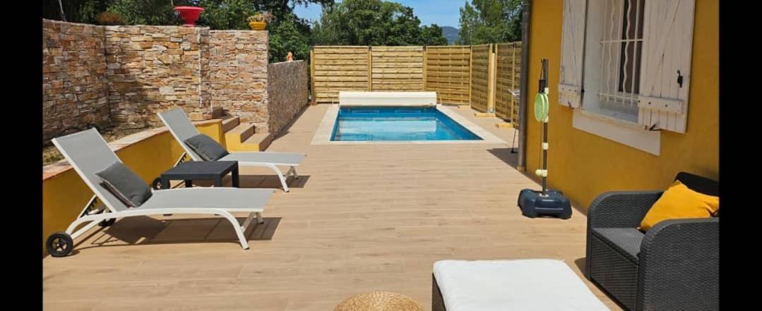 Magnifique Villa Avec Piscine, Sauna Et Hammam La Crau Esterno foto