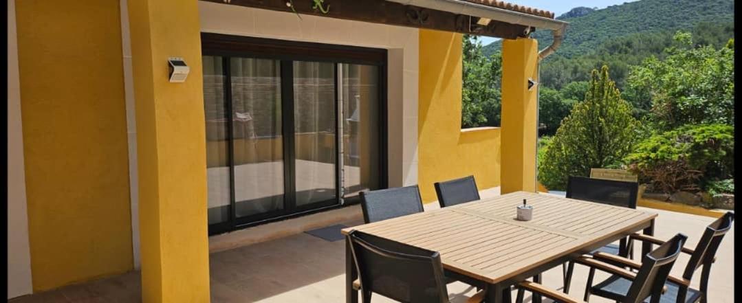 Magnifique Villa Avec Piscine, Sauna Et Hammam La Crau Esterno foto